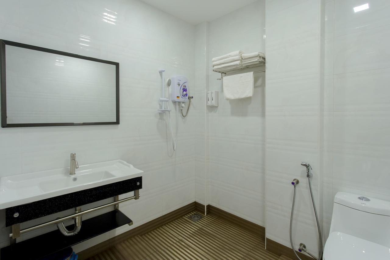 Aloha Hotel Sdn Bhd Pontian Kecil Dış mekan fotoğraf