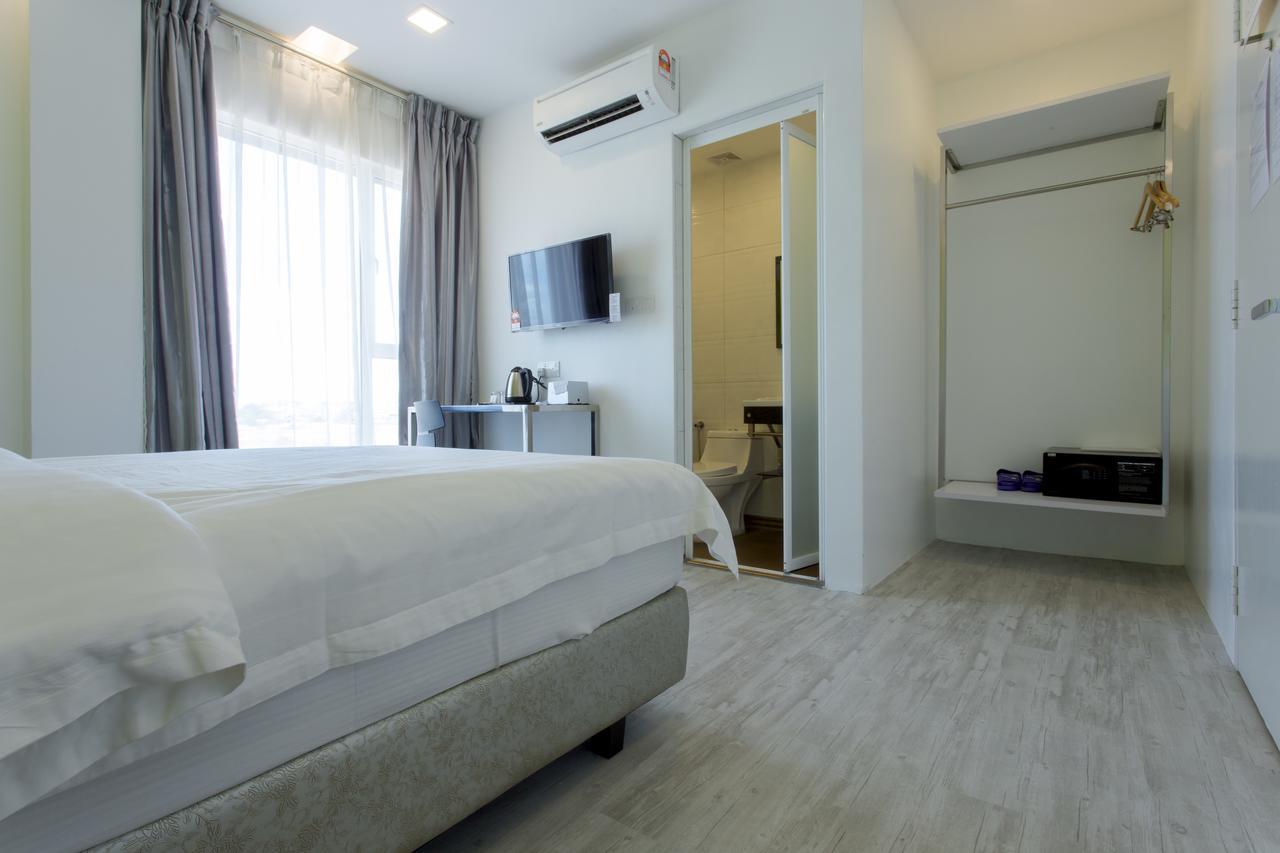 Aloha Hotel Sdn Bhd Pontian Kecil Dış mekan fotoğraf