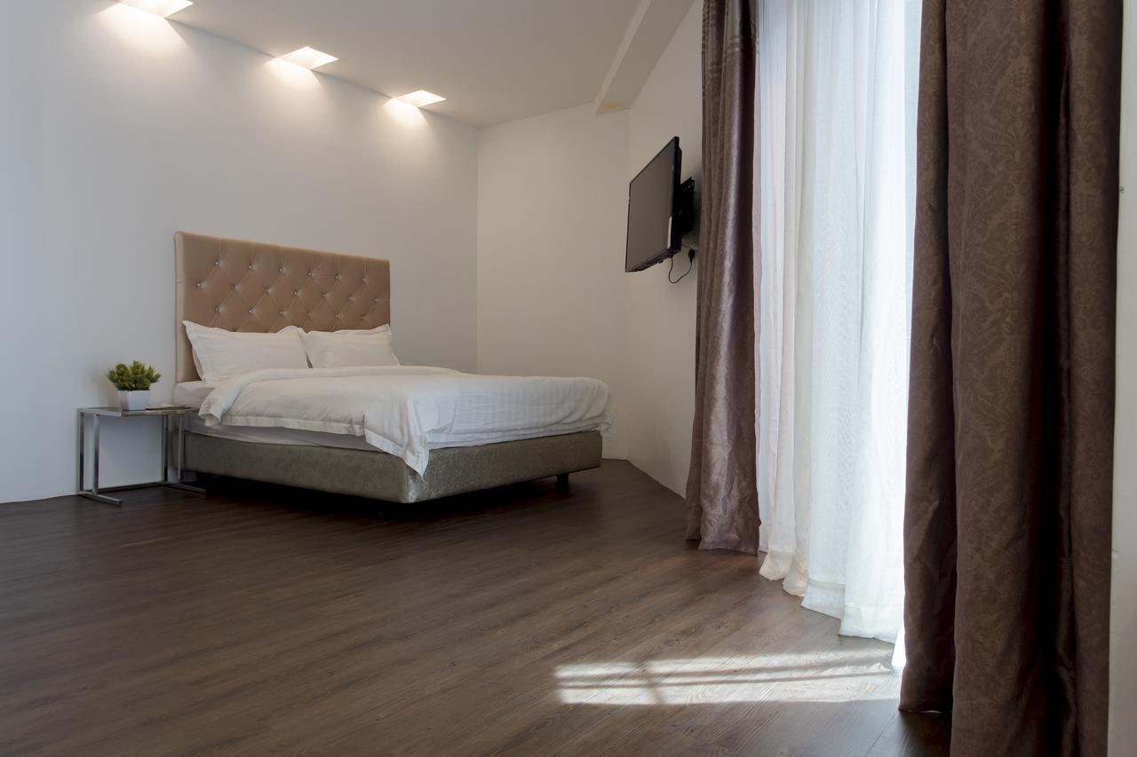 Aloha Hotel Sdn Bhd Pontian Kecil Dış mekan fotoğraf
