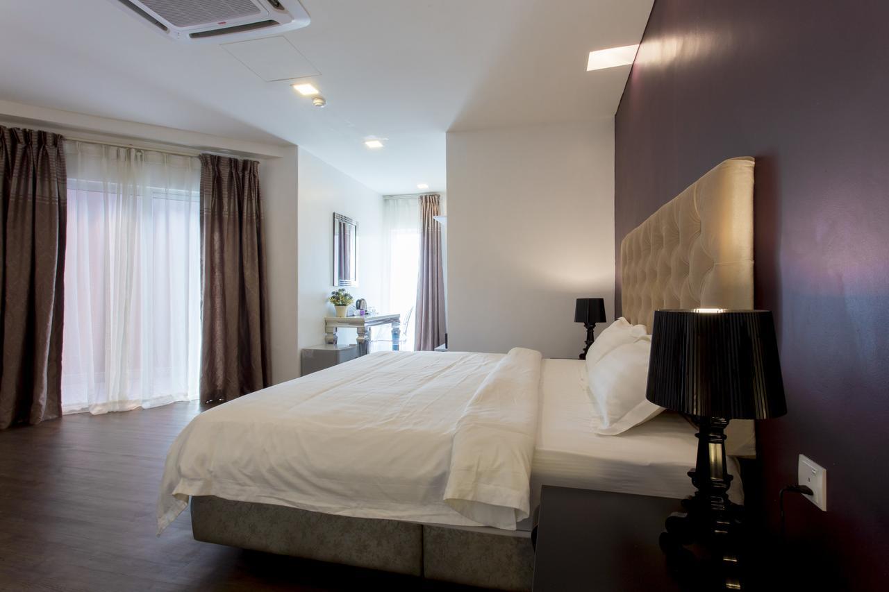 Aloha Hotel Sdn Bhd Pontian Kecil Dış mekan fotoğraf