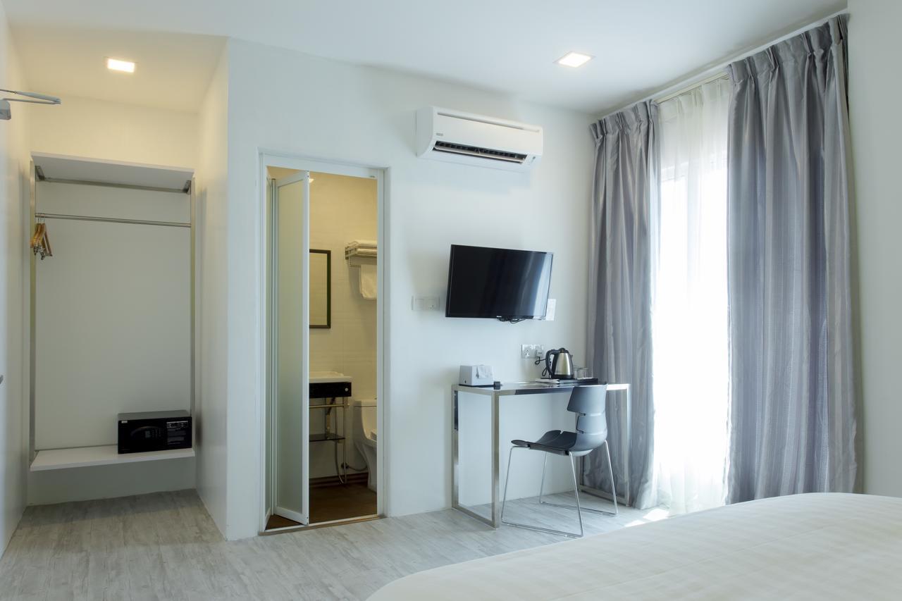 Aloha Hotel Sdn Bhd Pontian Kecil Dış mekan fotoğraf